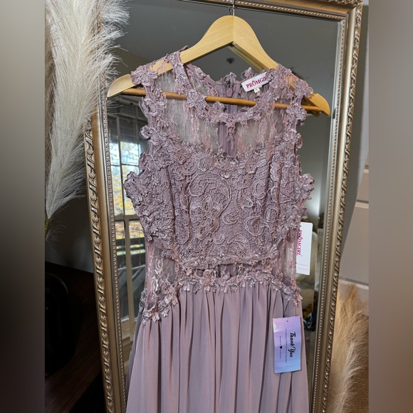 [NWT] PromGirl - Mauve Lace Cutout Floor-Length Formal Dress –Size Large - Picture 4 of 9